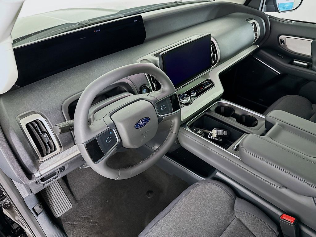 Thumbnail: 2026 Ford Expedition - 2
