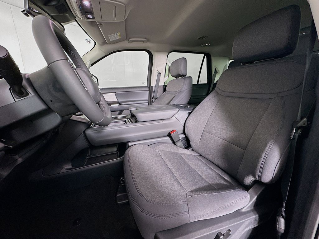 Thumbnail: 2026 Ford Expedition - 10