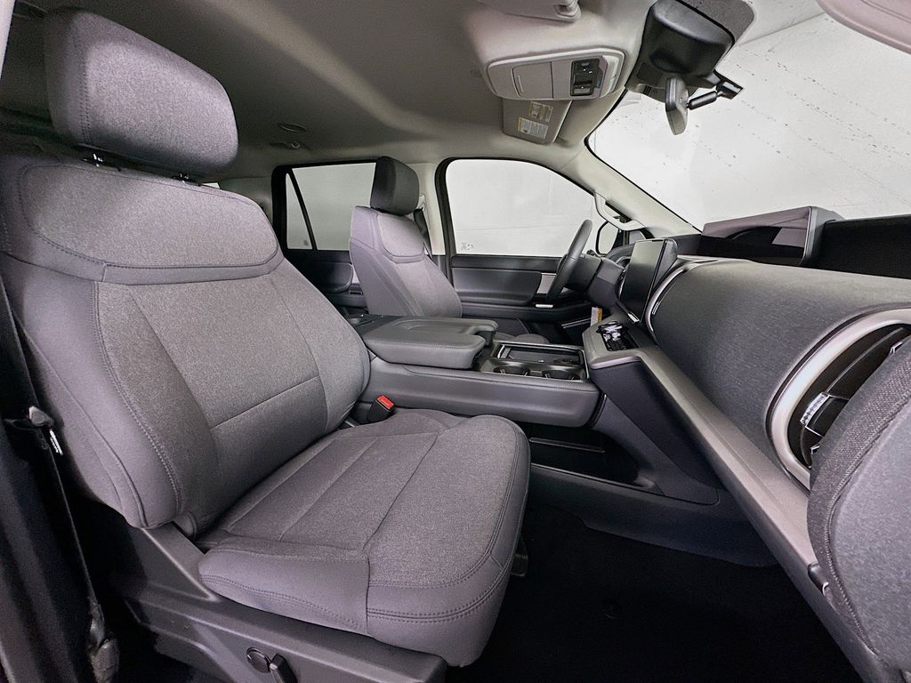 Thumbnail: 2026 Ford Expedition - 11
