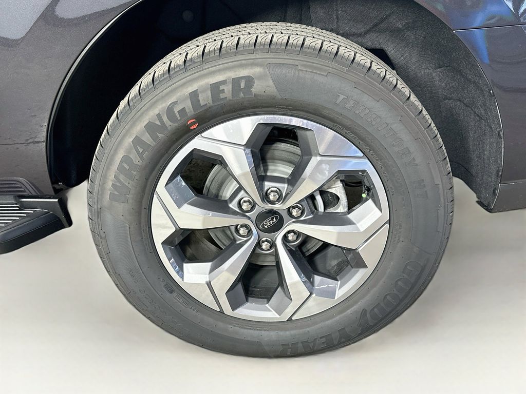 Thumbnail: 2027 Ford Expedition - 7