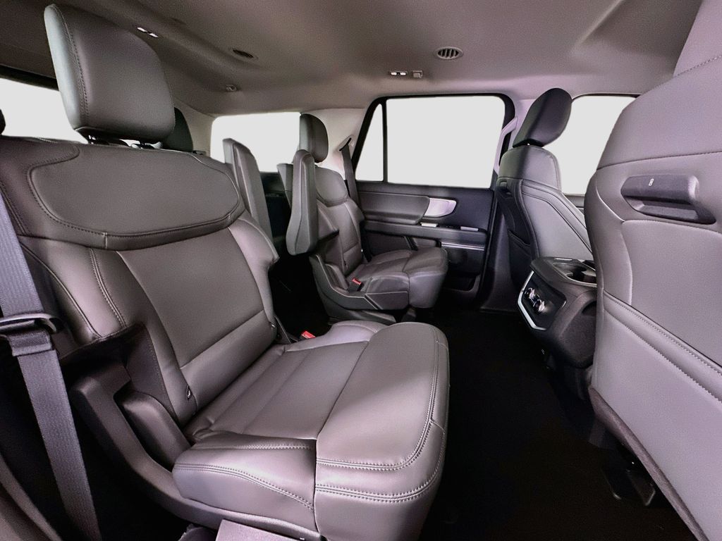 Thumbnail: 2027 Ford Expedition - 29