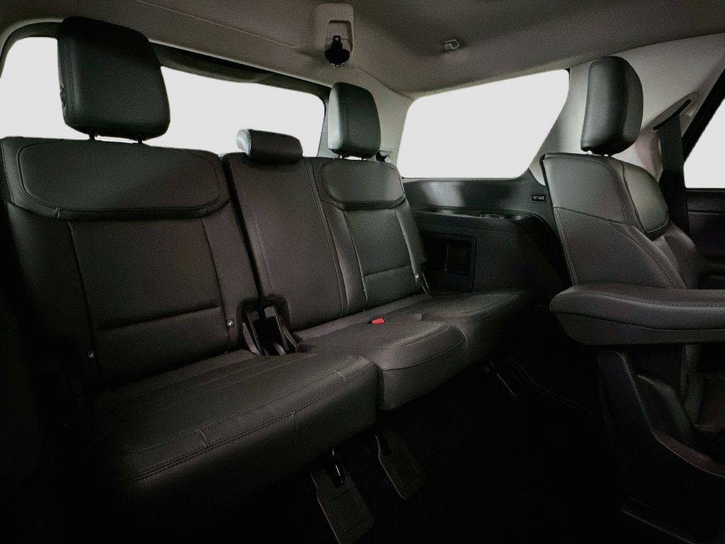 Thumbnail: 2027 Ford Expedition - 29