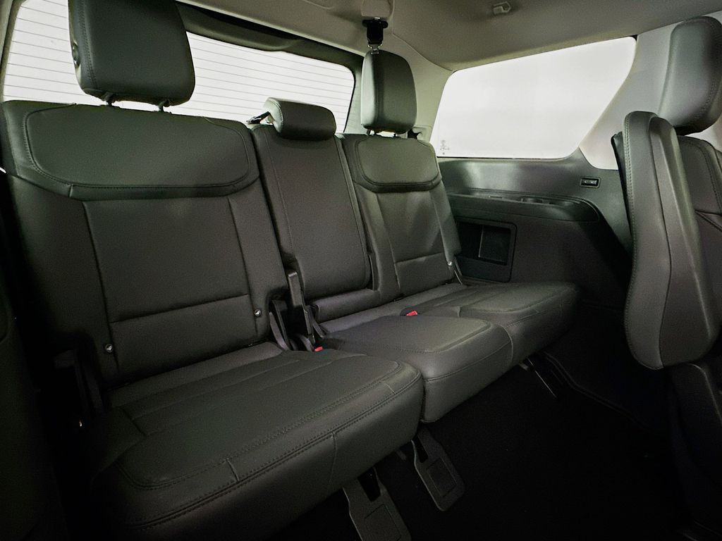 Thumbnail: 2026 Ford Expedition - 31