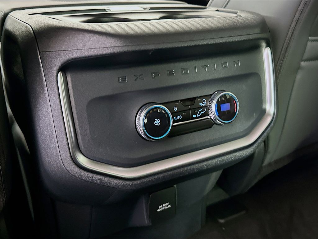 Thumbnail: 2026 Ford Expedition - 21