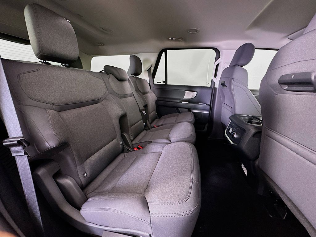 Thumbnail: 2026 Ford Expedition - 31