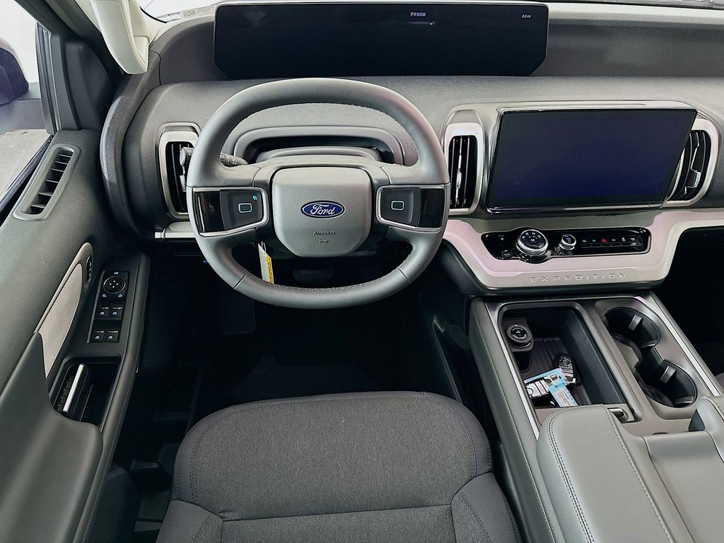 Thumbnail: 2026 Ford Expedition - 10