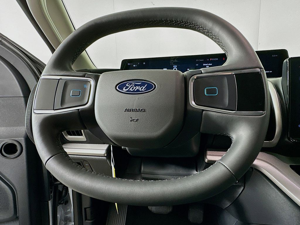 Thumbnail: 2026 Ford Expedition - 15