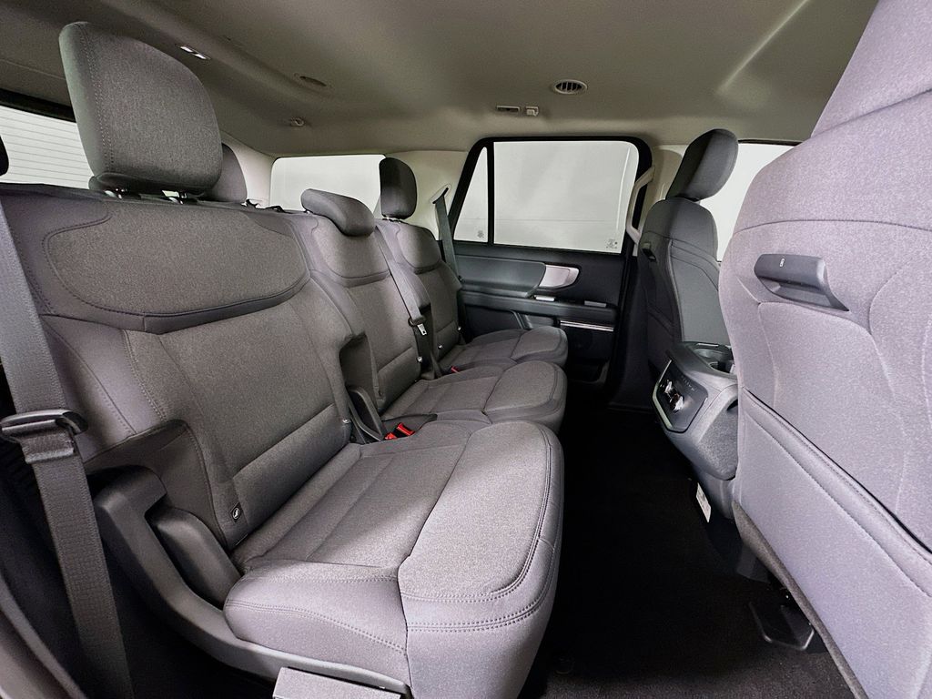 Thumbnail: 2026 Ford Expedition - 31