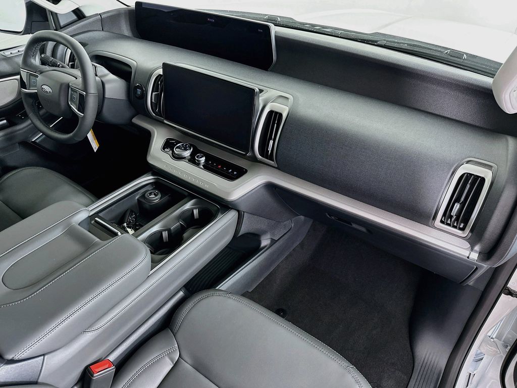 Thumbnail: 2027 Ford Expedition - 33