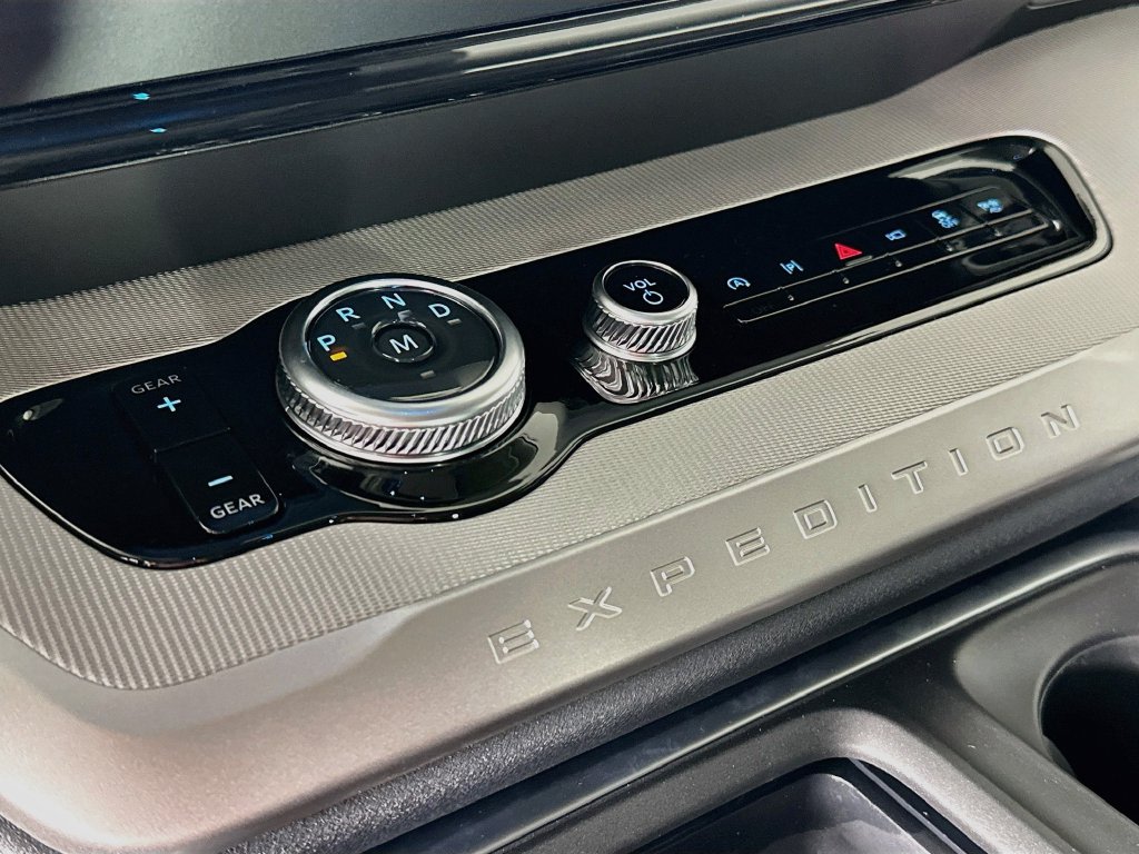 Thumbnail: 2027 Ford Expedition - 21