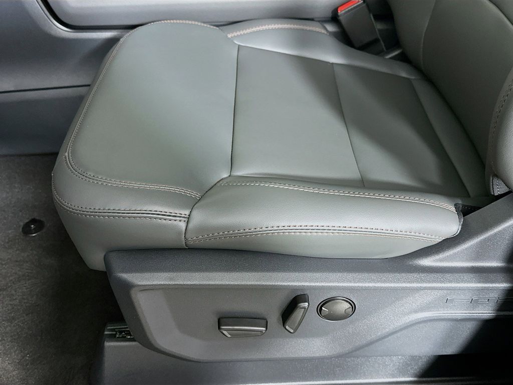 Thumbnail: 2025 Ford Expedition - 30