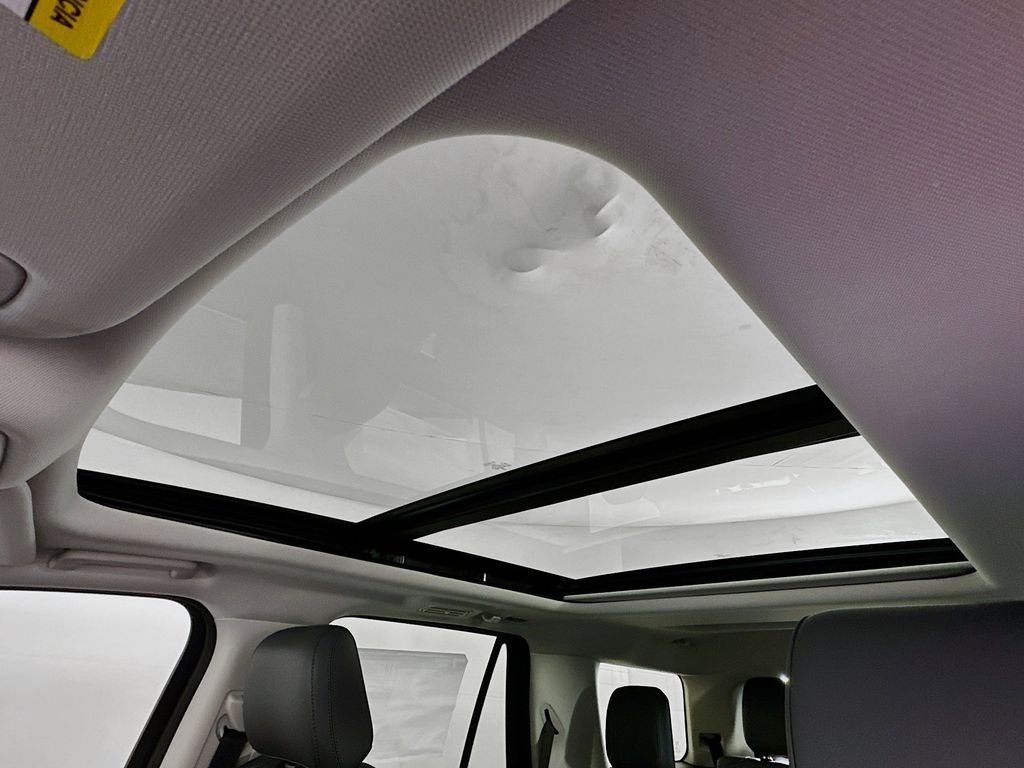 Thumbnail: 2025 Ford Expedition - 31