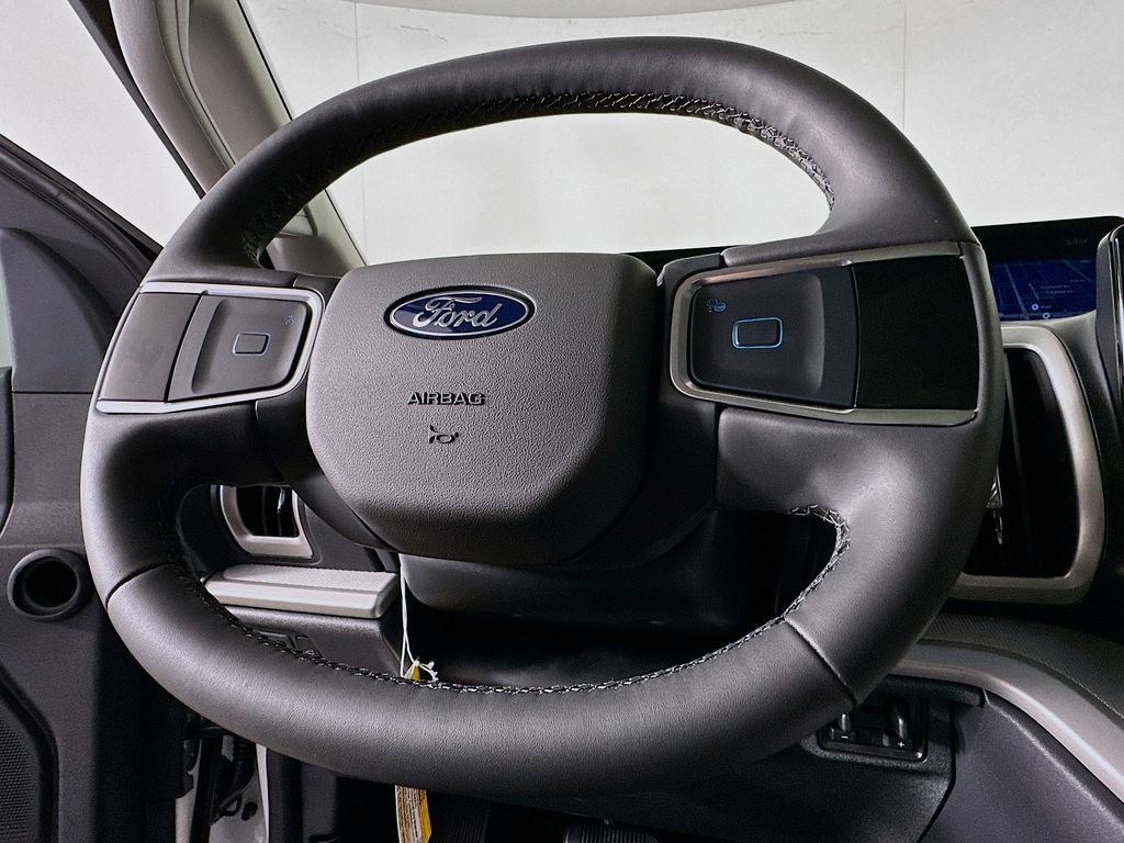 Thumbnail: 2025 Ford Expedition - 15