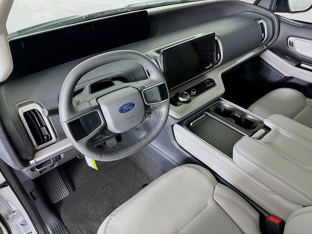 Thumbnail: 2025 Ford Expedition - 2