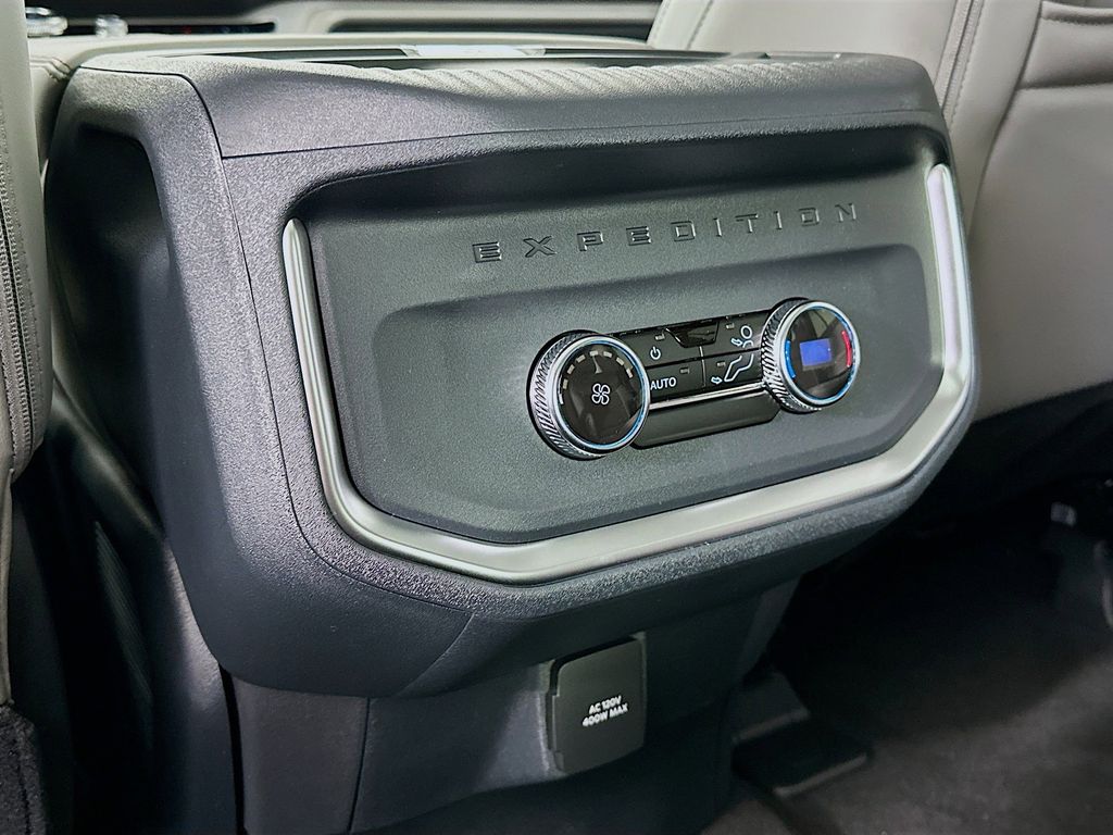 Thumbnail: 2025 Ford Expedition - 20
