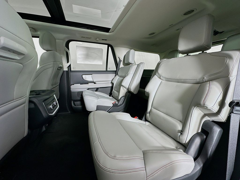 Thumbnail: 2025 Ford Expedition - 13