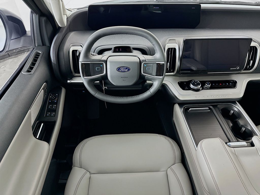 Thumbnail: 2025 Ford Expedition - 10