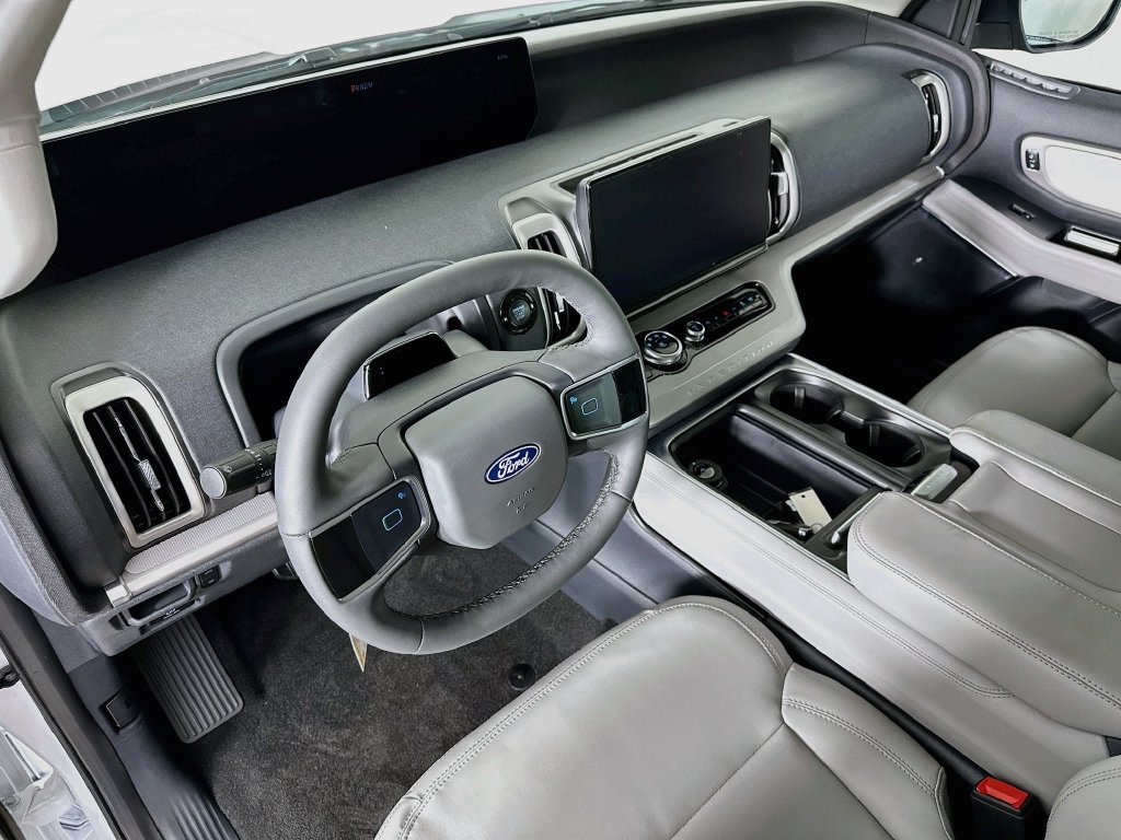 Thumbnail: 2027 Ford Expedition - 16