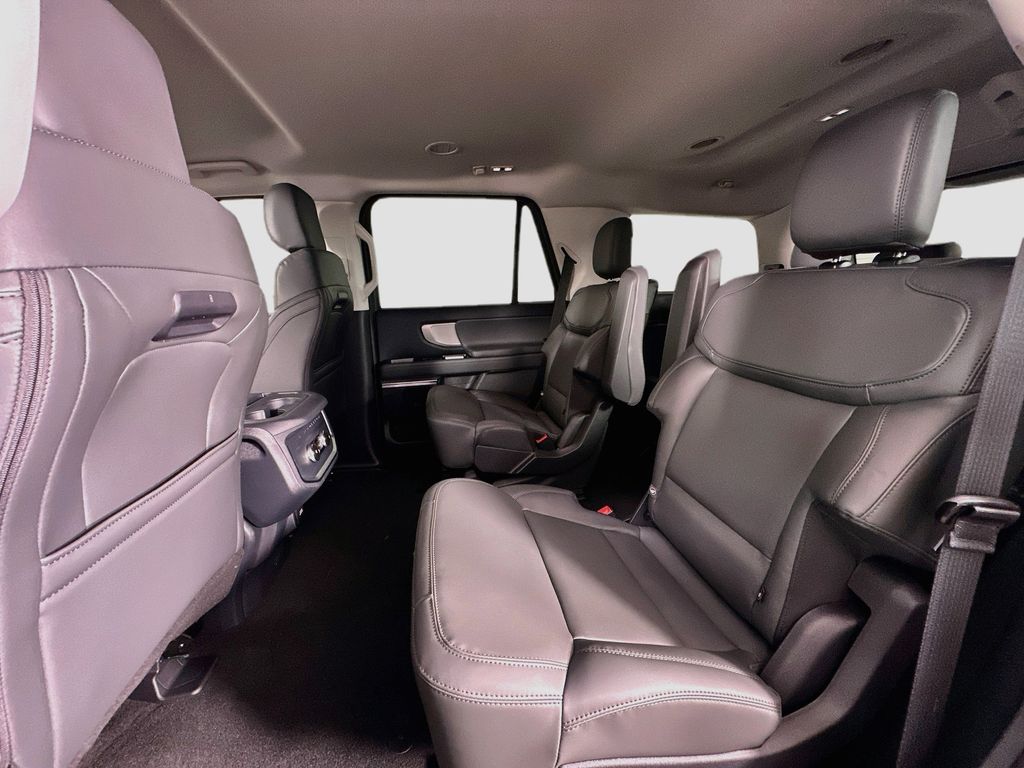Thumbnail: 2027 Ford Expedition - 12