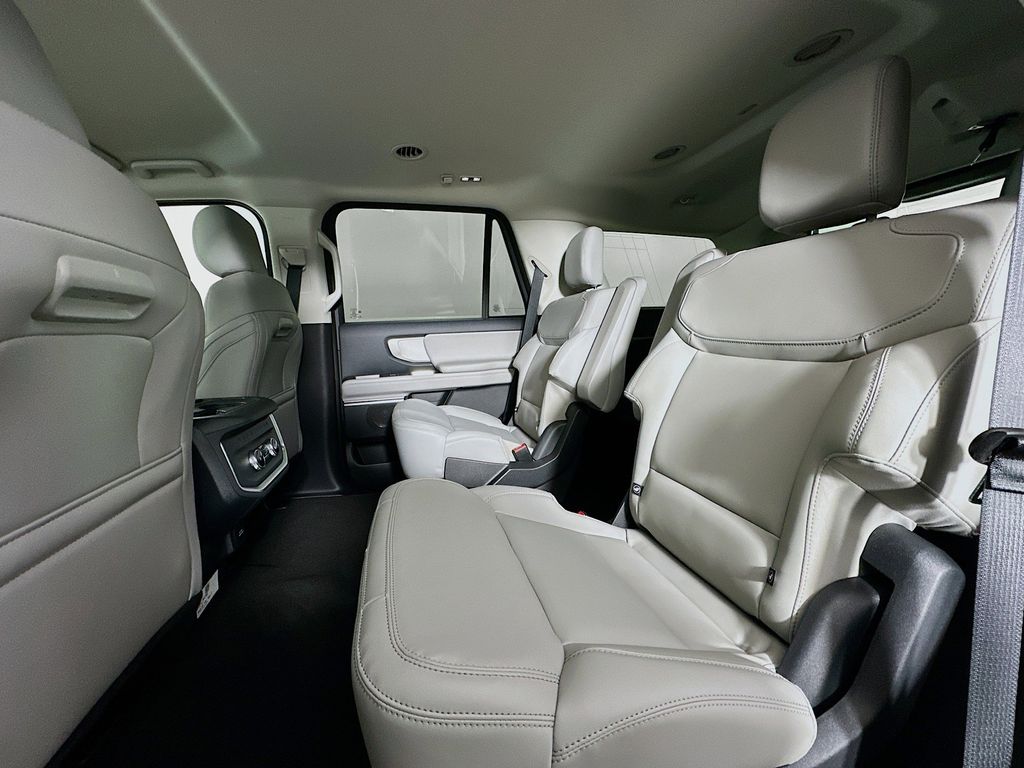 Thumbnail: 2026 Ford Expedition - 12