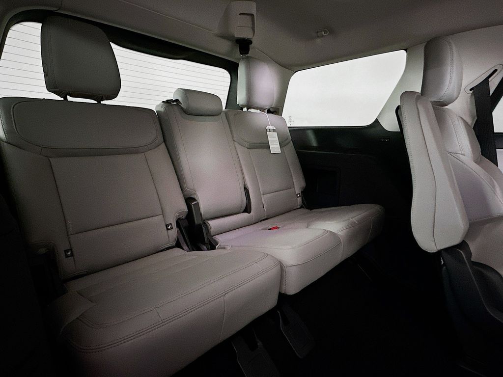 Thumbnail: 2026 Ford Expedition - 29