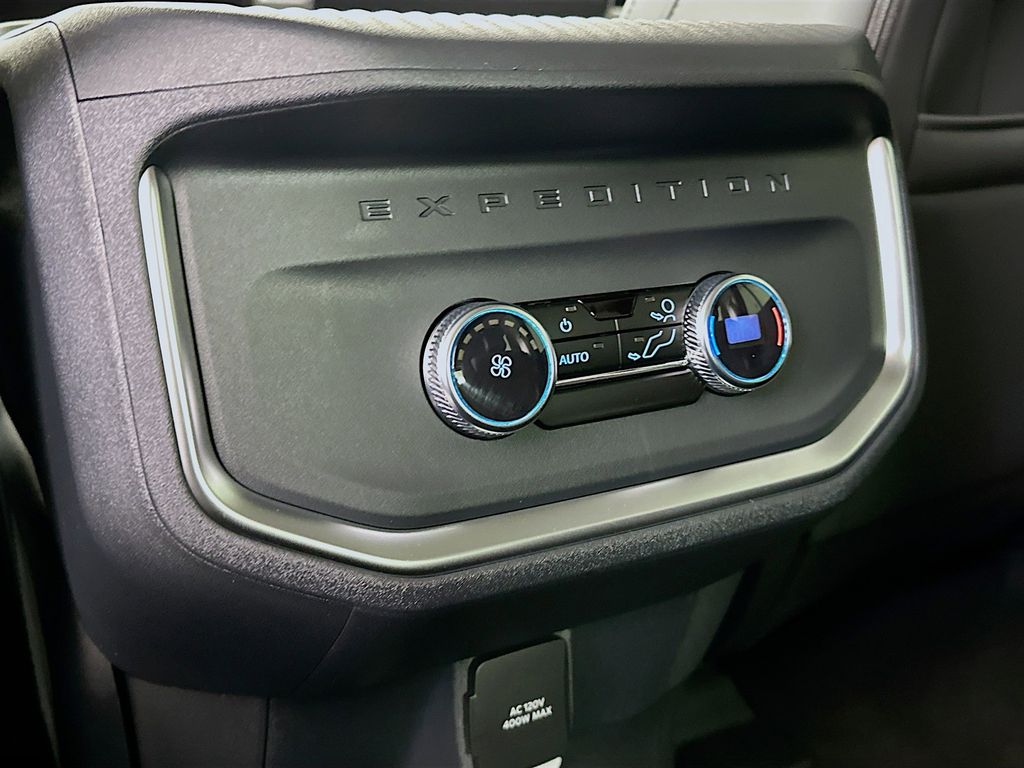 Thumbnail: 2026 Ford Expedition - 20