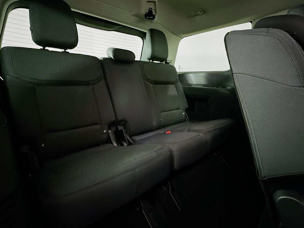 Thumbnail: 2026 Ford Expedition - 31