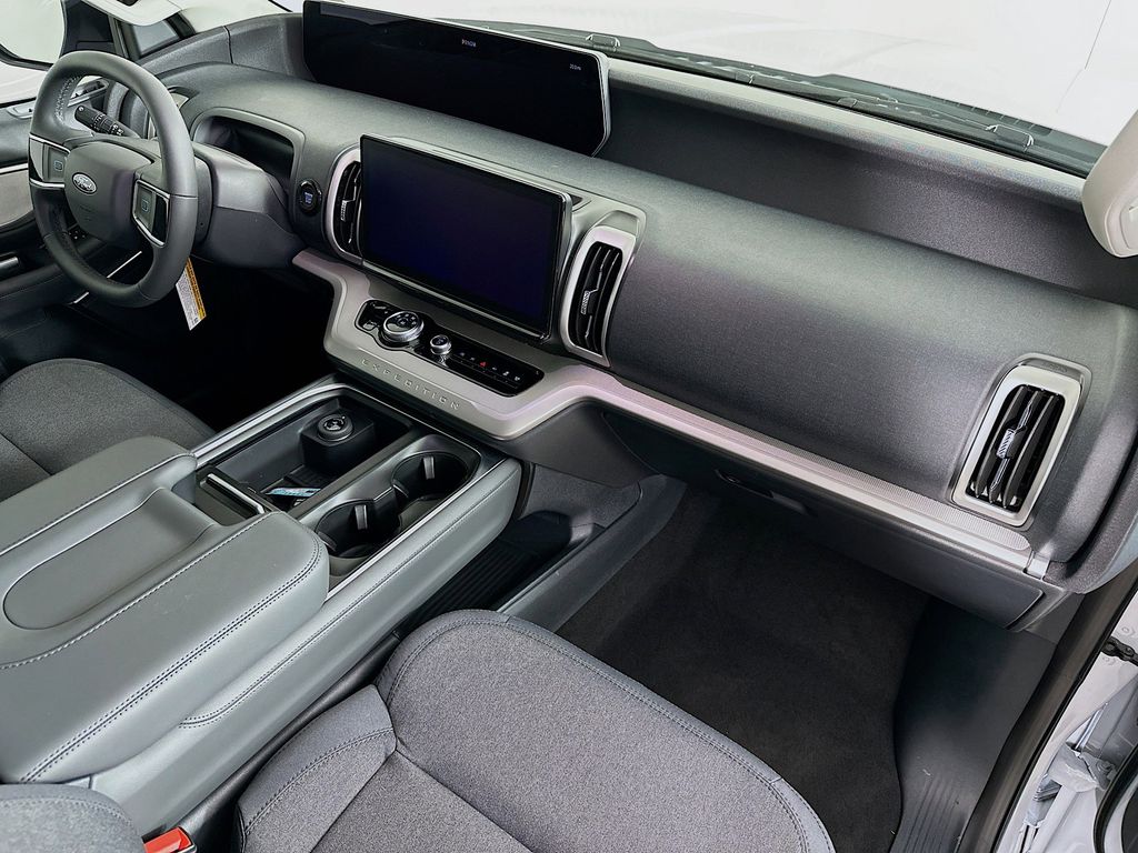 Thumbnail: 2026 Ford Expedition - 33