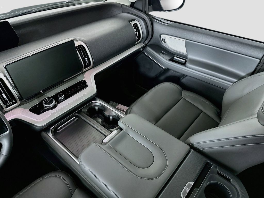 Thumbnail: 2027 Ford Expedition - 13