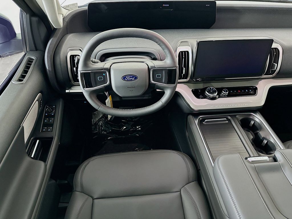 Thumbnail: 2026 Ford Expedition - 9