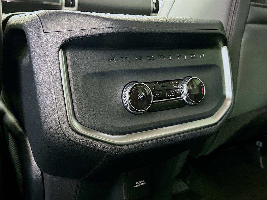 Thumbnail: 2026 Ford Expedition - 7