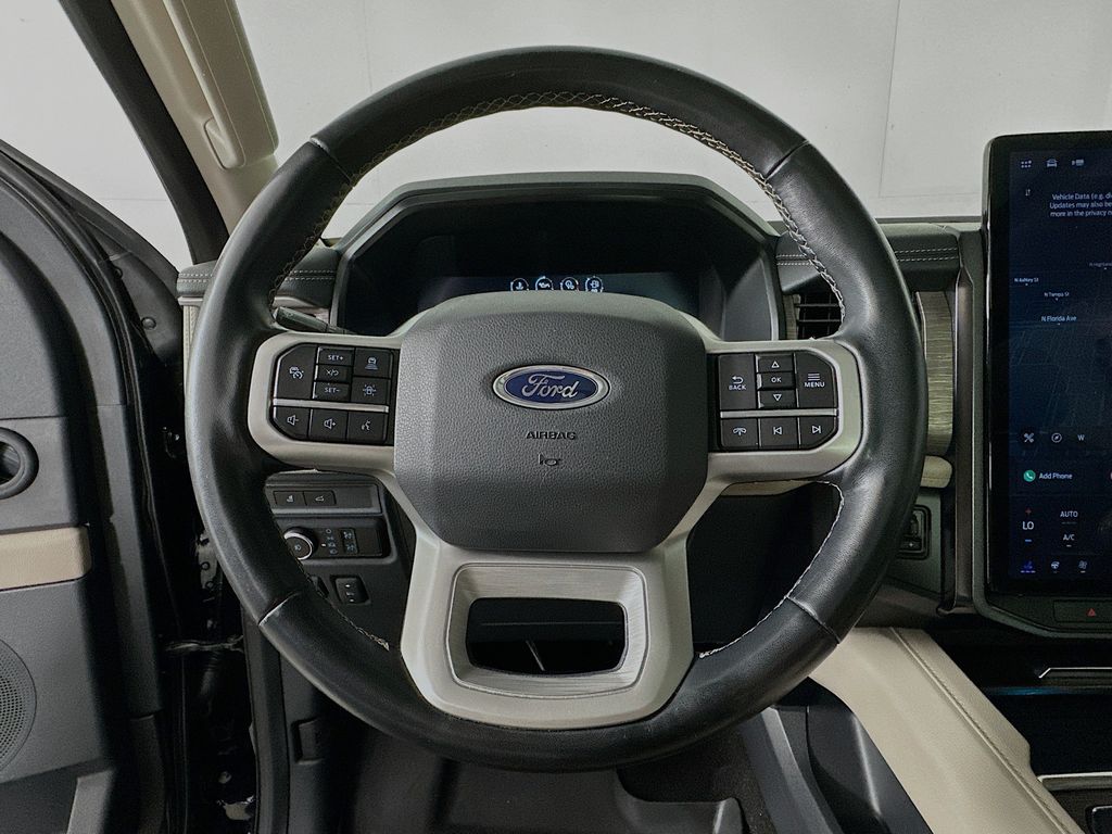 Thumbnail: 2023 Ford Expedition - 15