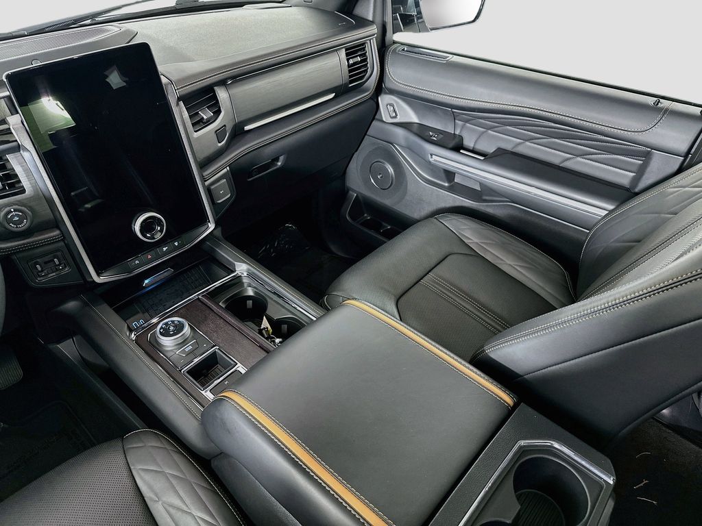 Thumbnail: 2024 Ford Expedition - 14
