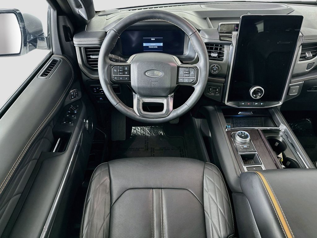 Thumbnail: 2024 Ford Expedition - 10