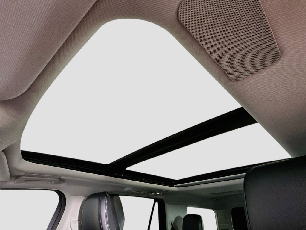 Thumbnail: 2027 Ford Expedition - 30