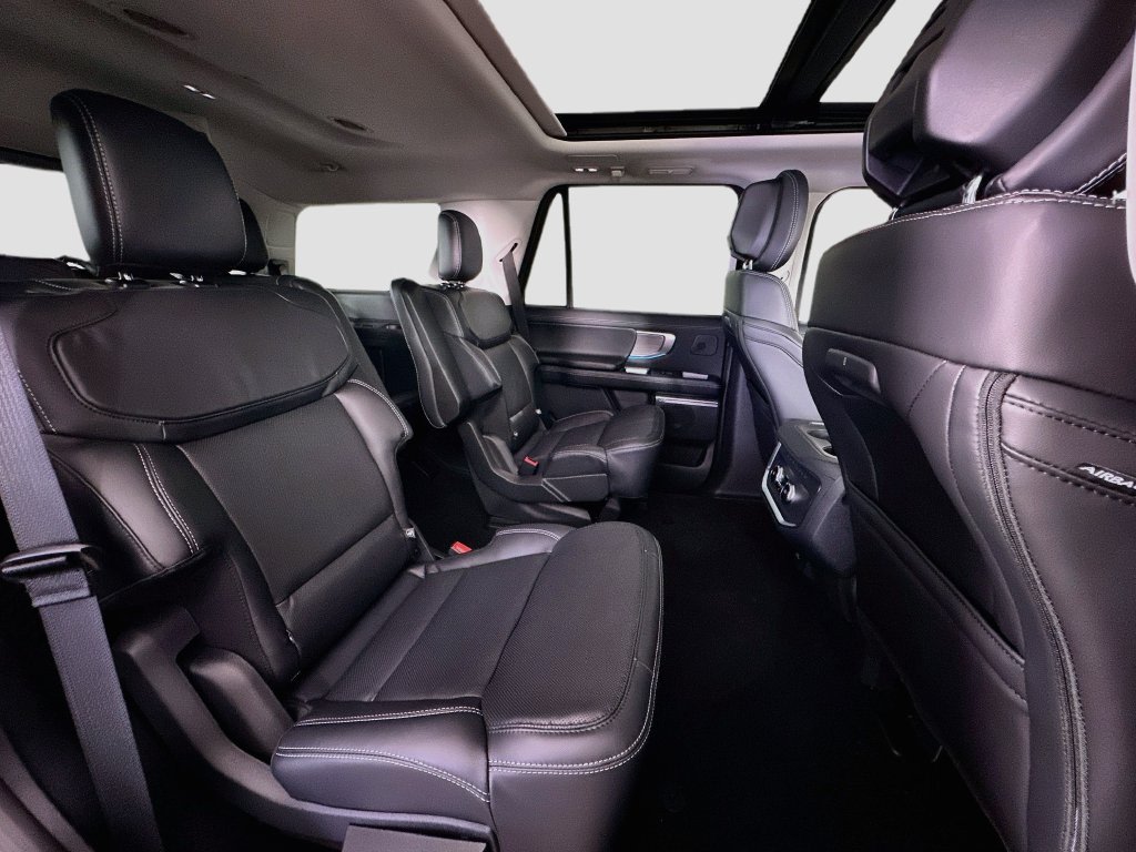 Thumbnail: 2027 Ford Expedition - 32