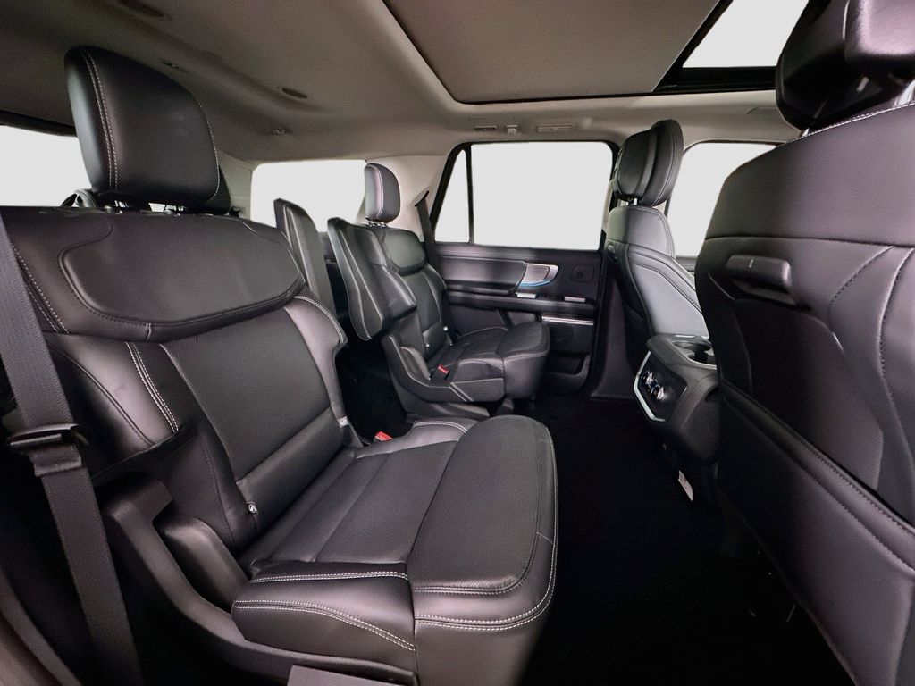 Thumbnail: 2027 Ford Expedition - 33