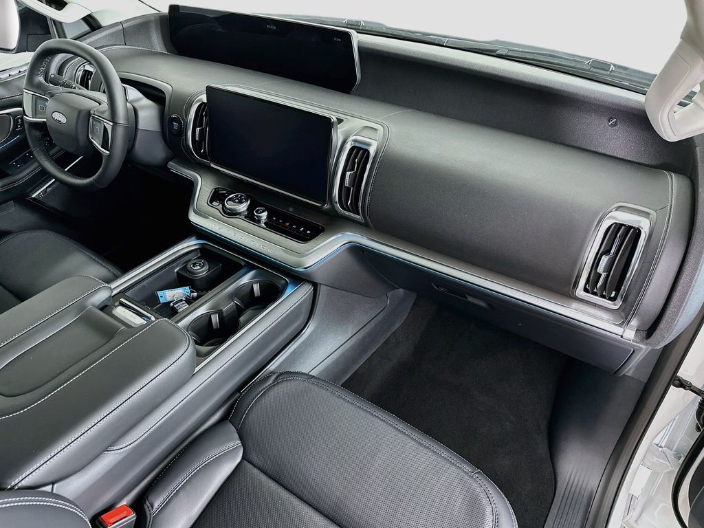 Thumbnail: 2027 Ford Expedition - 34
