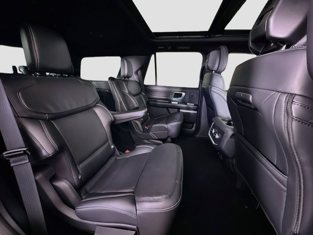 Thumbnail: 2027 Ford Expedition - 31