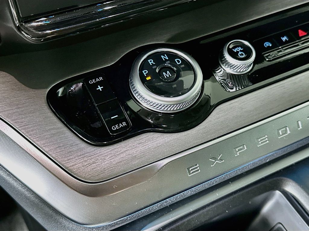 Thumbnail: 2027 Ford Expedition - 22