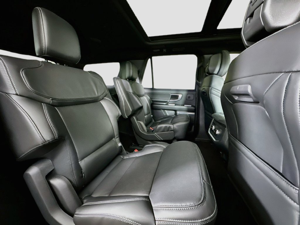 Thumbnail: 2027 Ford Expedition - 32