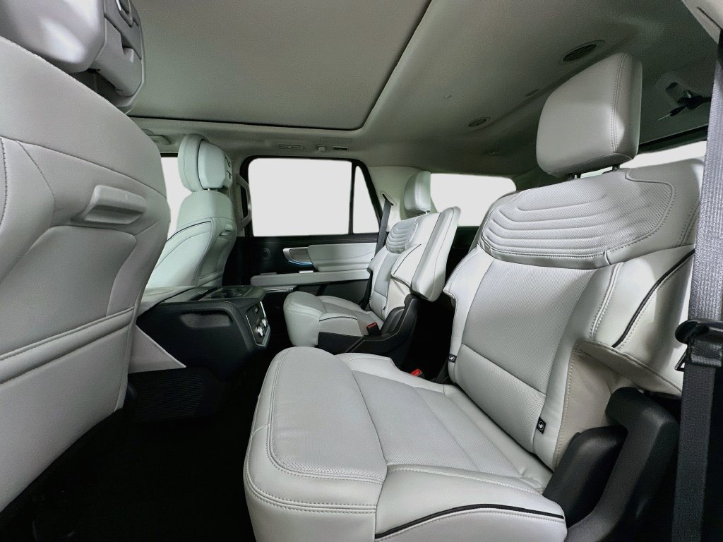 Thumbnail: 2027 Ford Expedition - 11