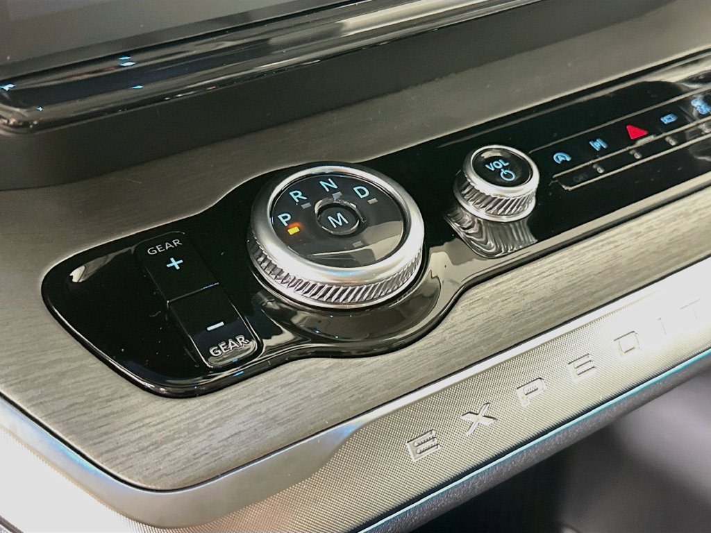 Thumbnail: 2027 Ford Expedition - 21