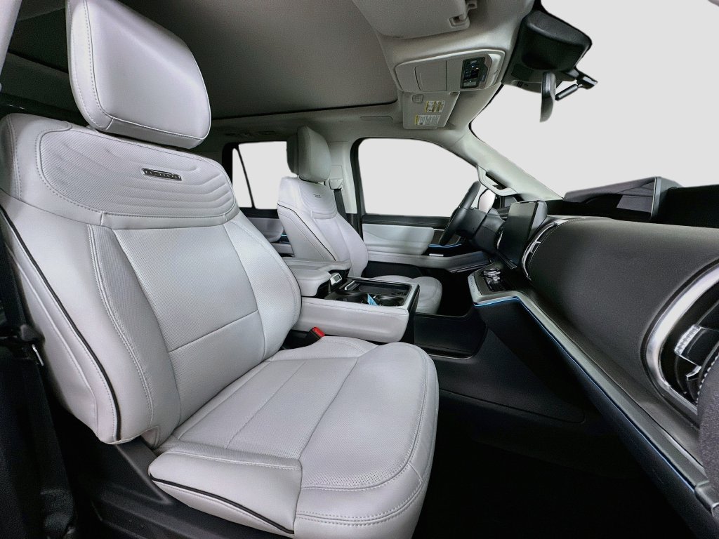 Thumbnail: 2027 Ford Expedition - 20