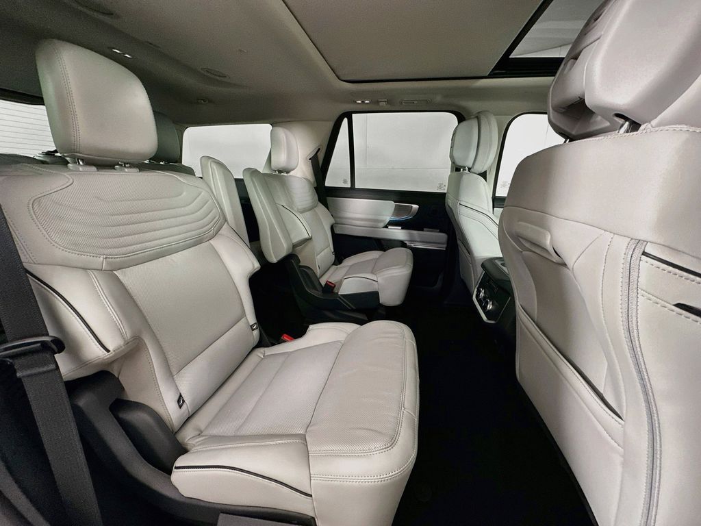 Thumbnail: 2027 Ford Expedition - 33