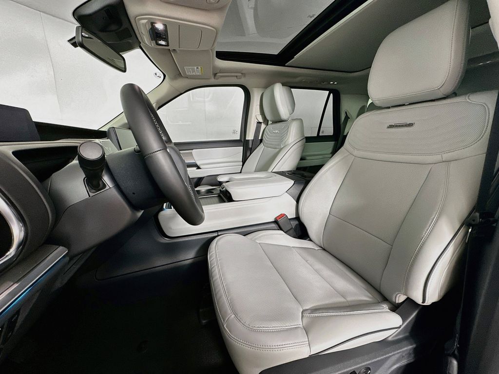 Thumbnail: 2027 Ford Expedition - 10