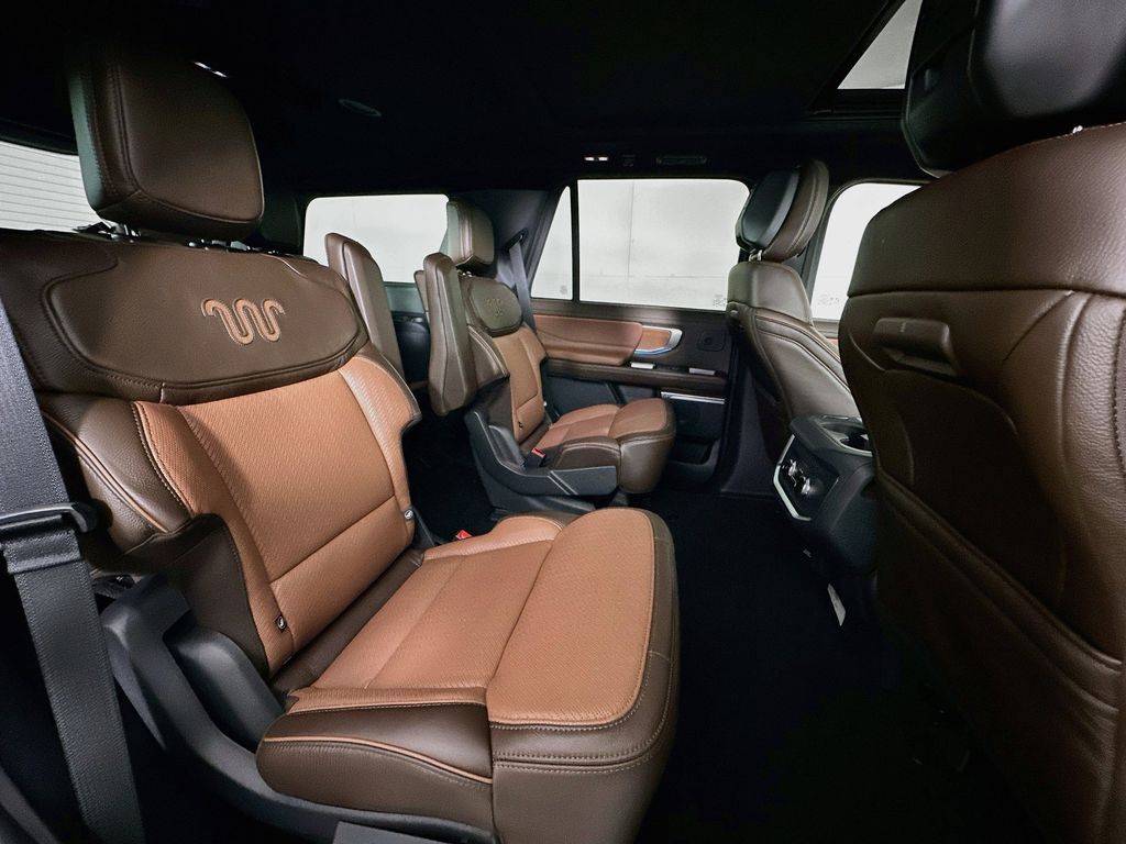 Thumbnail: 2027 Ford Expedition - 31