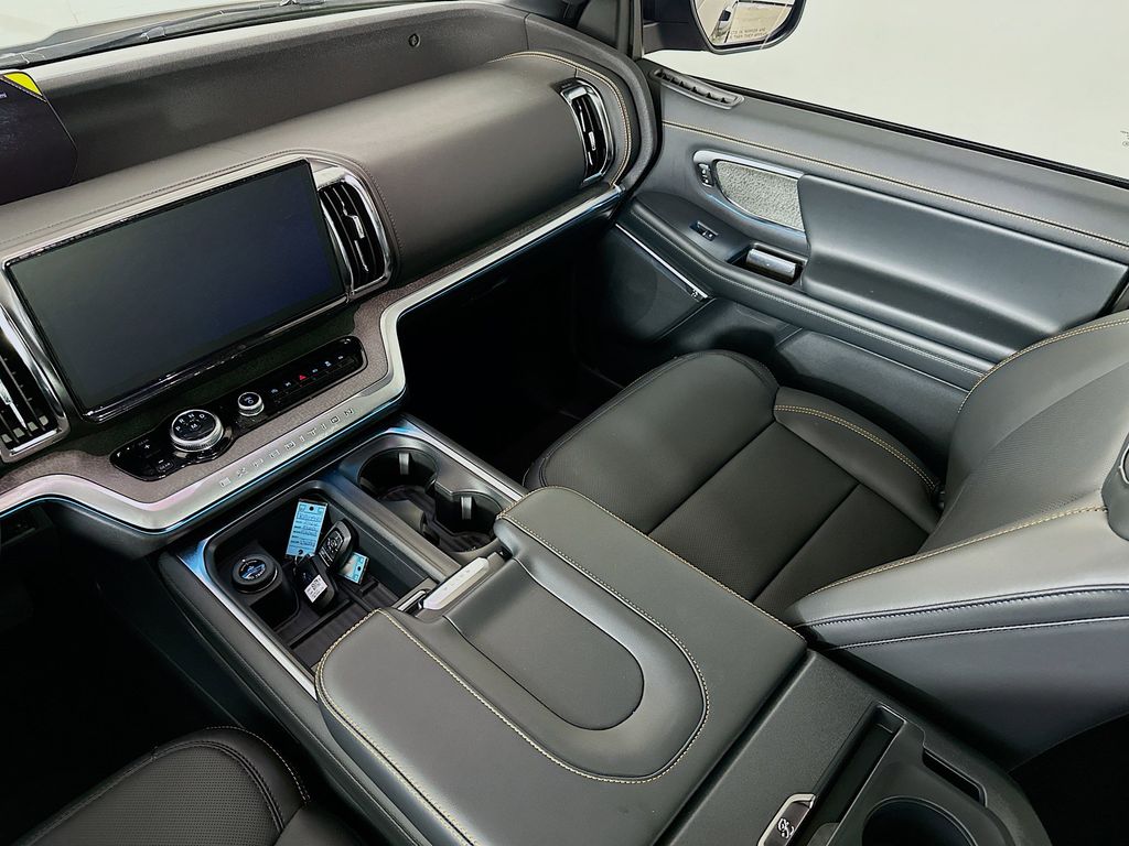 Thumbnail: 2026 Ford Expedition - 14