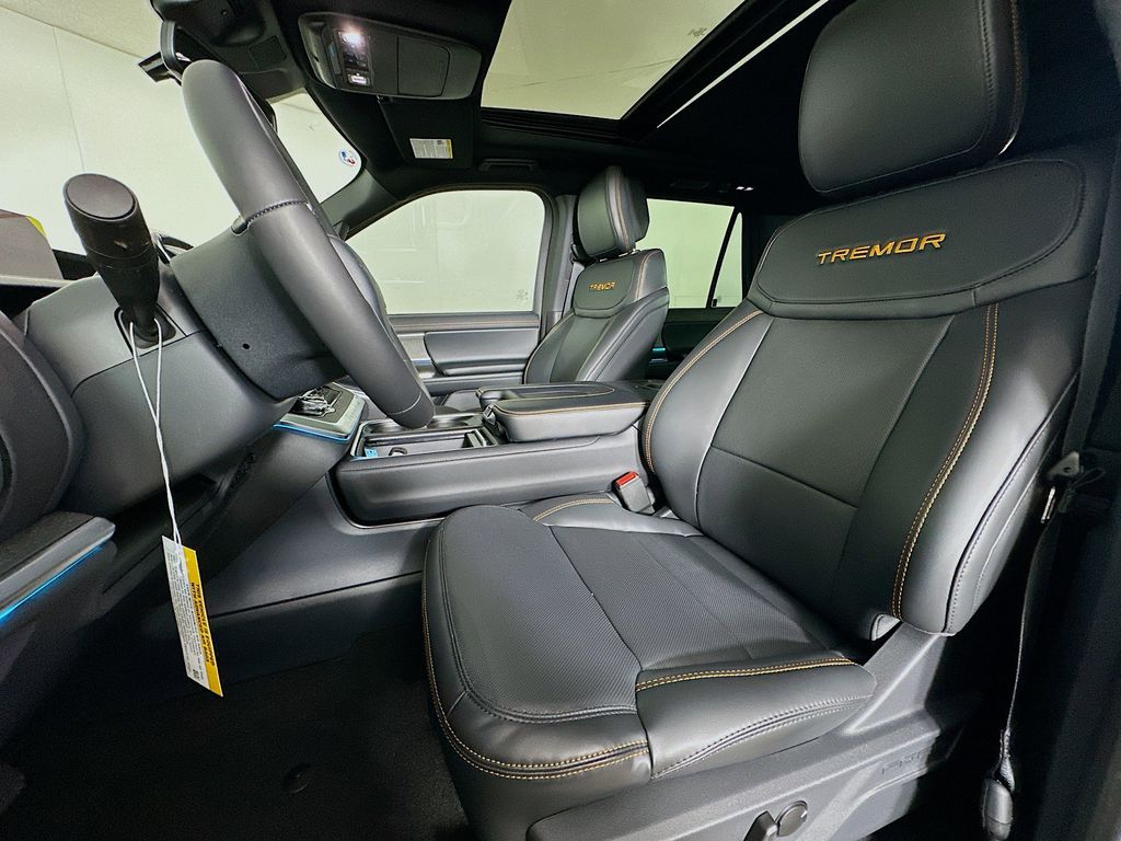 Thumbnail: 2026 Ford Expedition - 11