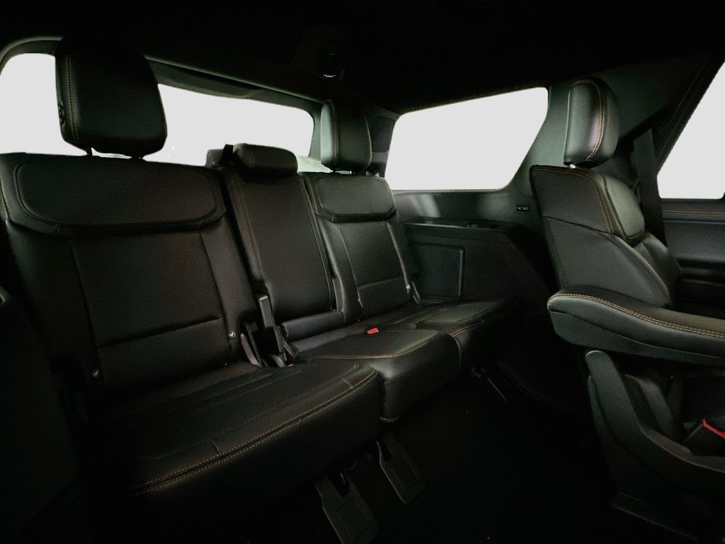 Thumbnail: 2027 Ford Expedition - 32